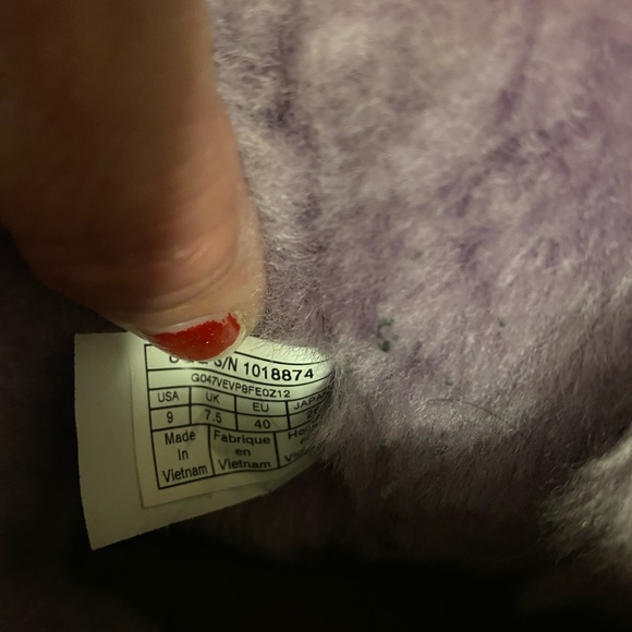 Ugg RARE lavender w/mini Bailey bow! Like new! - Picture 11 of 14